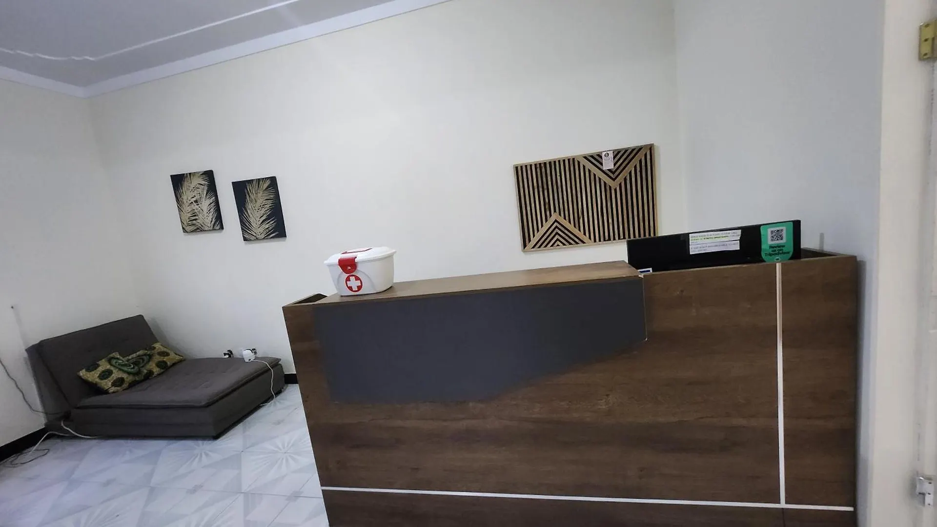 旅馆 Meeting Point Hostel- Praia, Also In Tarrafal & Fogo-No Cash Accepted 佛得角